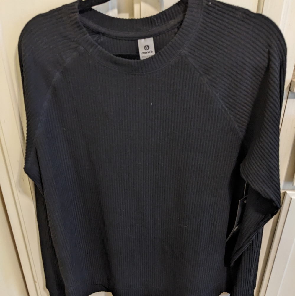 NWT MonoB Long Sleeve pullover top